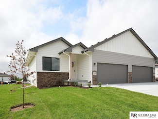 14823 Bruning St, Bennington, NE 68007