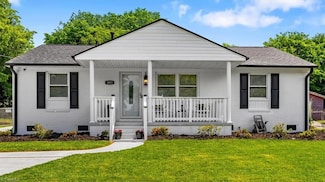 1411 Blueberry Ln, Greensboro, NC 27401