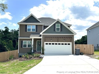 339 N Stephens St, Southern Pines, NC 28387