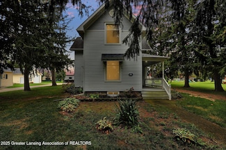 214 E Main St, Westphalia, MI 48894