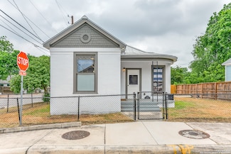 301 Burleson, San Antonio, TX 78202