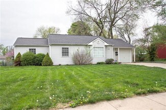 8218 Mackey St, Overland Park, KS 66204