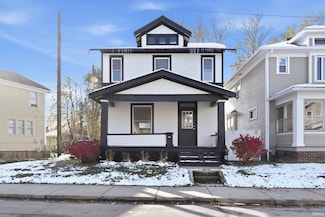 1307 W Wildwood Ave, Fort Wayne, IN 46807