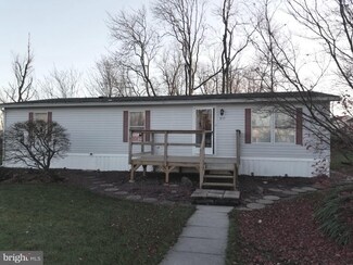 419 Allenbrook Ln, Reading, PA 19606