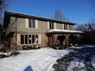 1317 E Gartner Rd, Naperville, IL 60540