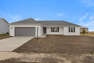 501 Patterson Dr, Fisher, IL 61843