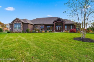 4045 Coder Cove Ct, Maumee, OH 43537