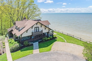 27600 N Wind Dr, Euclid, OH 44132