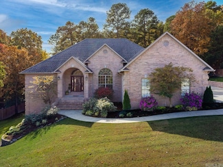 9 Noyal Dr, Little Rock, AR 72223