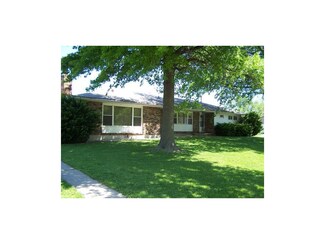 401 E Gillilan Rd, Jamesport, MO 64648