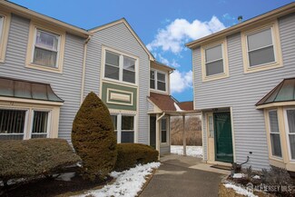 12 Heather Way Unit 1006, Sayreville, NJ 08872