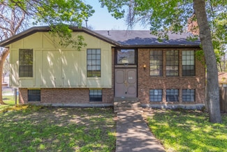 707 W Red Bird Ln, Dallas, TX 75232
