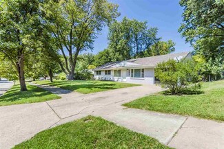2452 Hobbs Dr, Manhattan, KS 66502