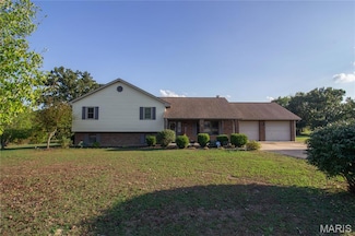 22130 Rhyme Ln, Waynesville, MO 65583