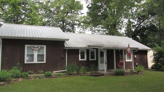 10942 W Horseshoe Bend Rd, Brookston, IN 47923
