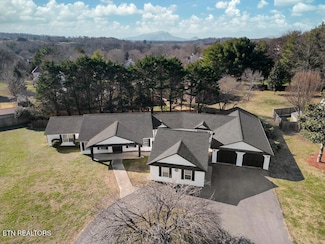 1220 Ariell Lea, Sevierville, TN 37862