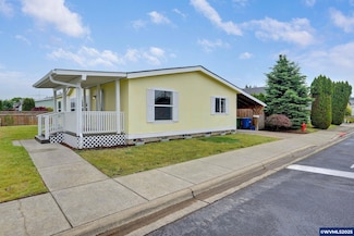 1015 Oak (#74) St, Silverton, OR 97381