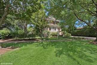 2040 Old Glenview Rd, Wilmette, IL 60091