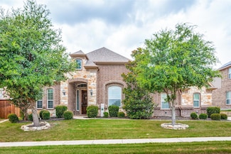425 McFaddin Ln, Fort Worth, TX 76108