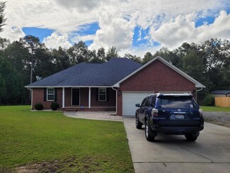 5140 Longbranch Dr, Dalzell, SC 29040