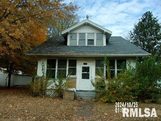 219 W Jones St, Milford, IL 60953