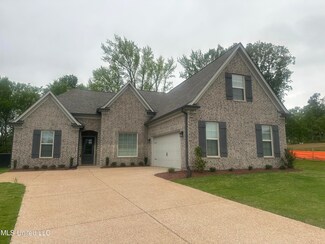 1691 Benton Dr, Hernando, MS 38651