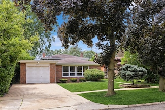 1782 Richfield Ave, Highland Park, IL 60035
