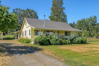 1927 Sleepy Hollow Loop, Grants Pass, OR 97527