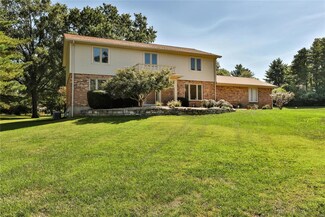 118 Petite Royale Ct, Saint Louis, MO 63141