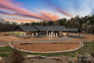 1565 Shinnville Rd, Cleveland, NC 27013
