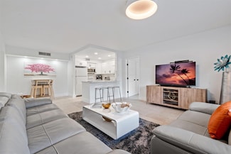 706 SE 2nd Ave Unit 335, Deerfield Beach, FL 33441