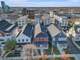 629 Fairview Ave NE Unit 2, Grand Rapids, MI 49503