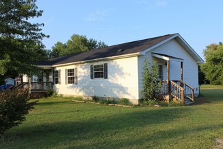 6562 Park Way Ln, Mount Olive, IL 62069