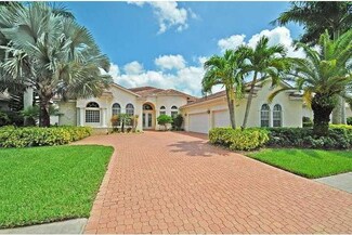 5063 Cerromar Dr, Naples, FL 34112