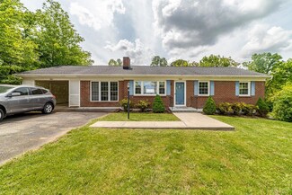 566 Seminole Dr, Madison Heights, VA 24572