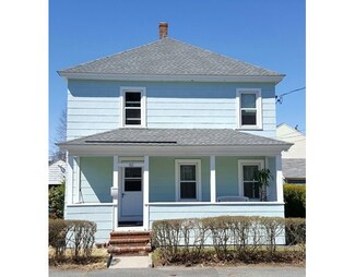 82 Anderson St, Lowell, MA 01852