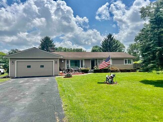 312 W 900 N, Decatur, IN 46733