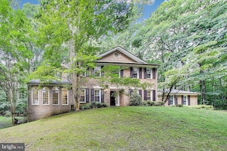 6536 Little ox Rd, Fairfax Station, VA 22039