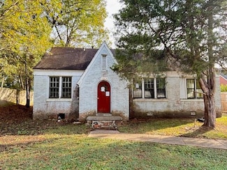 16876 E Main St, Louisville, MS 39339