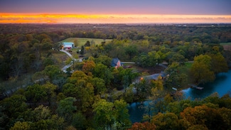 21301 NW 1700th Rd, Garnett, KS 66032