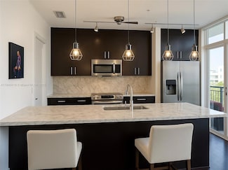 6701 Biscayne Blvd Unit 204, Miami, FL 33138