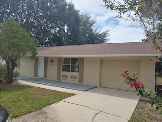 2202 Danforth Ave, Deltona, FL 32738