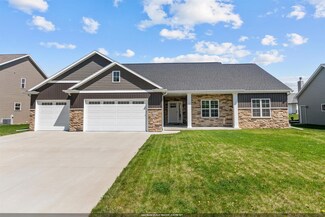 2034 Big Bend Dr, Neenah, WI 54956