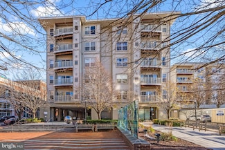 8045 Newell St Unit 116, Silver Spring, MD 20910