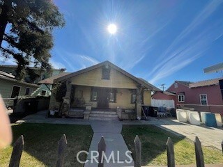 1842 E 69th St, Los Angeles, CA 90001