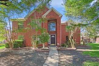 1719 Quail Run Dr, Garland, TX 75040