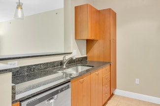 700 E Boynton Beach Blvd Unit 407, Boynton Beach, FL 33435