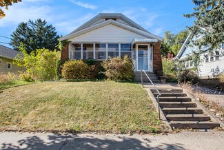633 College Ave NE, Grand Rapids, MI 49503