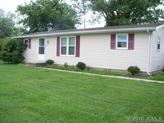 342 Hickory Dr, Hanover, IN 47243