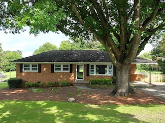 909 Eastmont Dr, Columbia, SC 29209